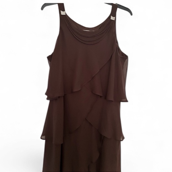3for$15😍 Tulip Tiered Brown Dress - Picture 1 of 13